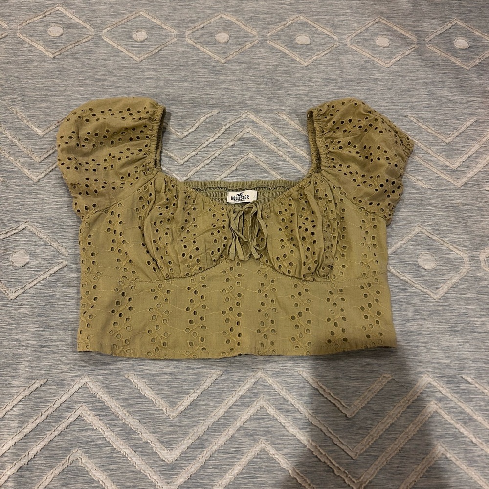 Green Eyelet Puff Sleeve Crop Top